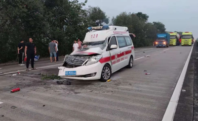 痛心！廣西發生嚴重交通事故，救護車隨行醫生當場身亡 車輛救援服務的反思與警示